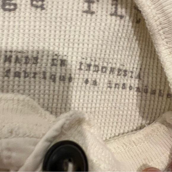 American Eagle Shirt Mens Medium White Thermal Waffle Knit Henley Vintage Fit - Picture 6 of 8